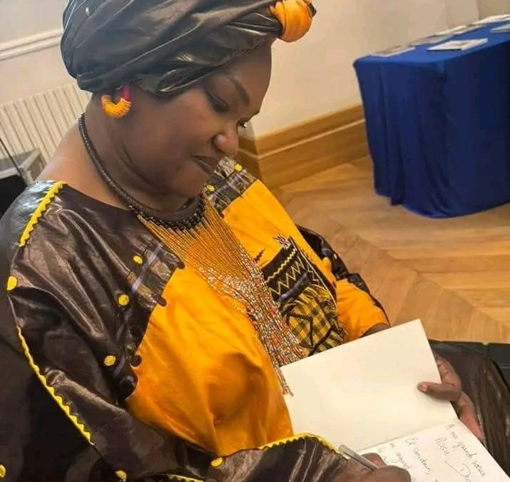 Le Pot de Fleurs et la Matraque, les tyrans du bitume Par Fatimata Diallo BA