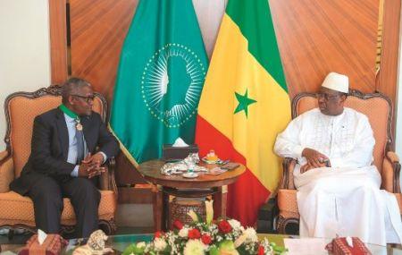 Sénégal : Aliko Dangote annonce un investissement de plus d’un milliard $ dans l’exploitation du phosphate