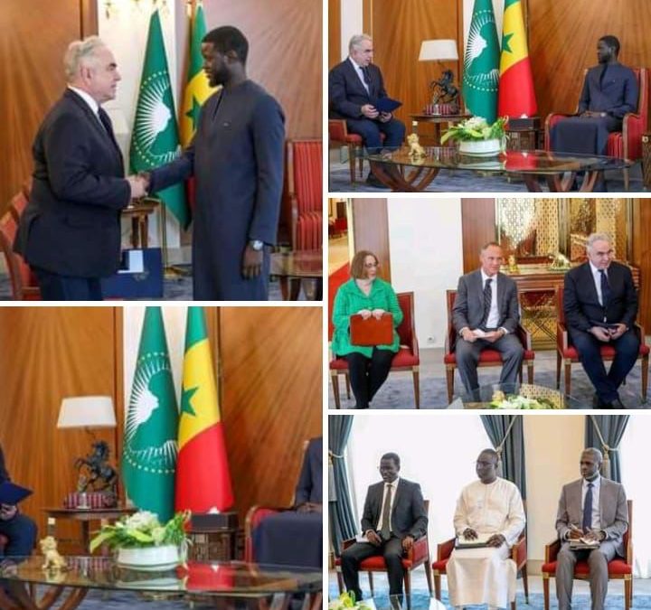 Le Président de la République, Son Excellence Monsieur Bassirou Diomaye Faye , a reçu cet après-midi Kurt Campbell, Secrétaire d’État adjoint des États-Unis d’Amérique.