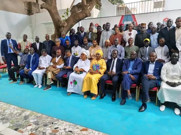 Coalition Diomaye Président : Aminata Touré désignée pour conduire le processus de réorganisation