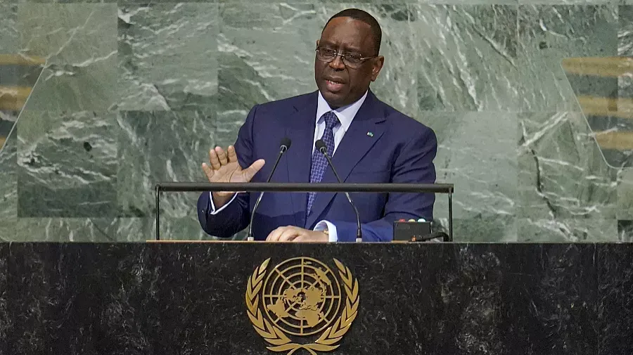 Macky Sall : L&rsquo;échappée New-Yorkaise ou le paradoxe d&rsquo;une ambition sans patrie ?Le destin politique de Macky Sall qui a « le Sénégal au cœur » s’écrit désormais loin des rives du fleuve Sénégal et du sel salé de Sine Saloum.