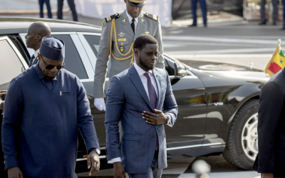 « Le Sénégal n’a pas besoin d’un messie » : comment Bassirou Diomaye Faye a recadré Ousmane Sonko