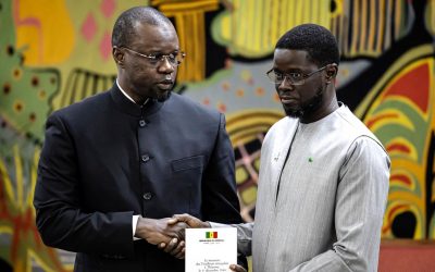 Sénégal : le premier ministre, Ousmane Sonko, limogé par le président, Bassirou Diomaye Faye, après des mois de tensions