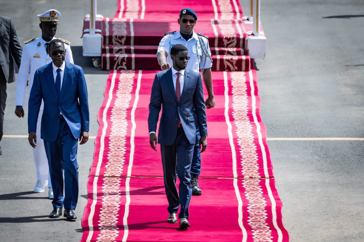 CEDEAO : LE PRÉSIDENT BASSIROU DIOMAYE FAYE À FREETOWN POUR LE SOMMET DES CHEFS D’ÉTAT